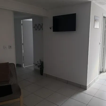 Apartmán T3 3 Etoiles A 4 Km De La *